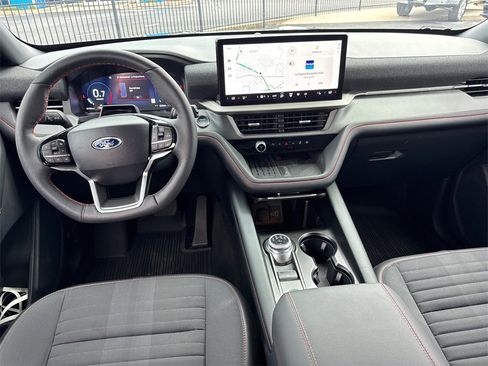 Used 2025 Ford Explorer ST-Line w/ Premium Package image 23