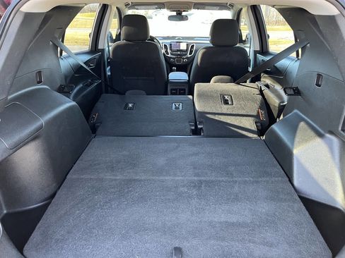 Used 2019 Chevrolet Equinox LT w/ Lights and Bright Package image 27