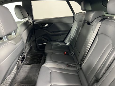 Used 2025 Audi Q8 Prestige AWD/4WD image 17