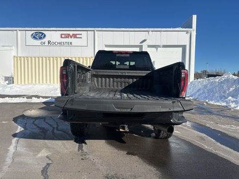Used 2024 GMC Sierra 3500 AT4 w/ AT4 Premium Plus Package image 15