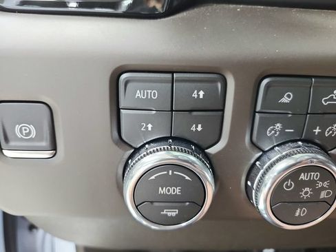 New 2026 GMC Sierra 1500 Denali AWD/4WD image 30