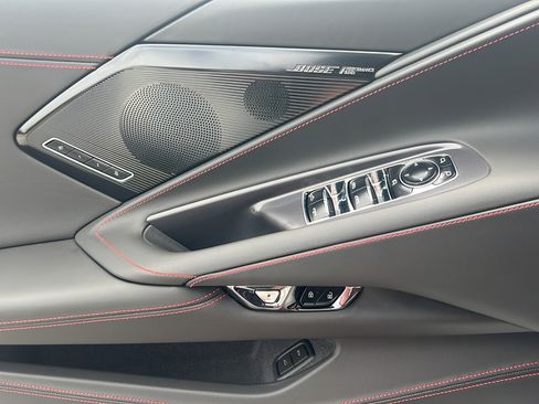 Used 2026 Chevrolet Corvette Stingray Premium Conv w/ Z51 Performance Package RWD image 21