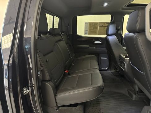Used 2022 GMC Sierra 1500 Denali AWD/4WD image 16