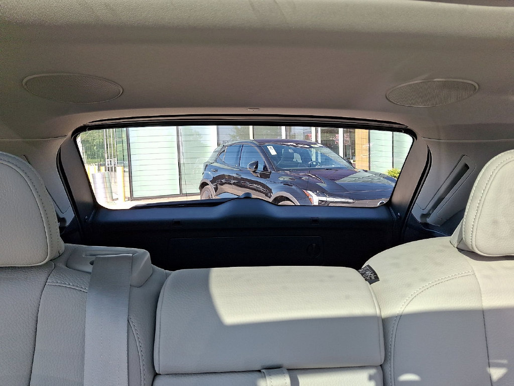 Certified 2024 Volvo XC60 B5 Plus w/ Protection Package Premier AWD/4WD image 13