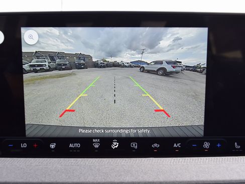 New 2025 Ford Maverick XLT w/ XLT Luxury Package image 13