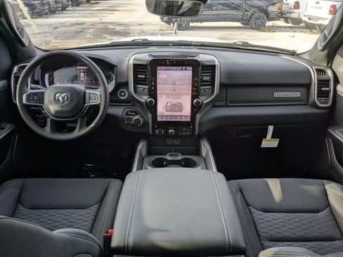 New 2026 RAM 1500 Big Horn AWD/4WD image 15