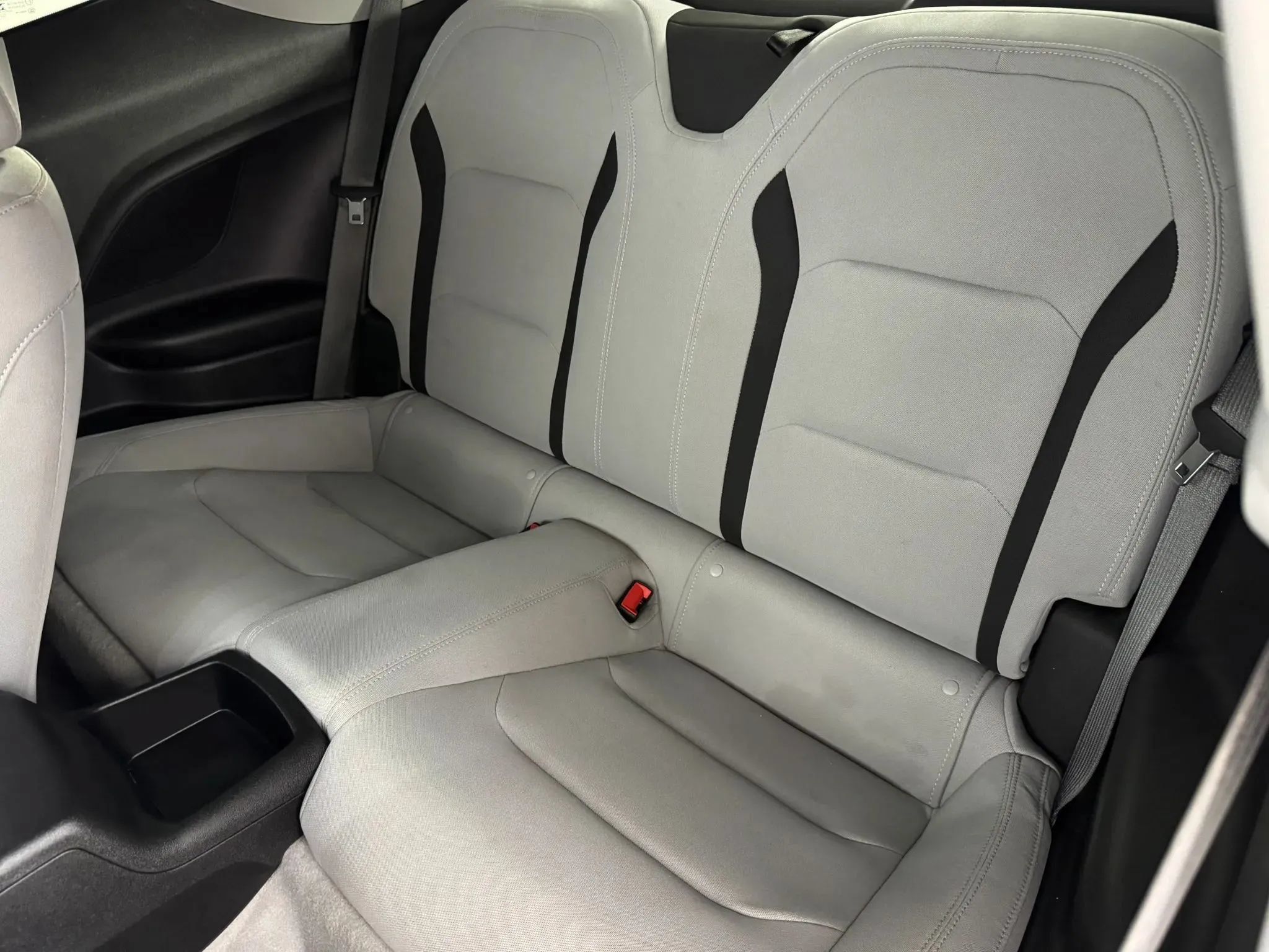 Used 2023 Chevrolet Camaro LT RWD image 31