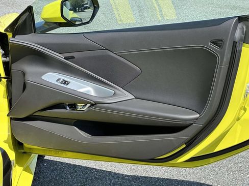 Used 2023 Chevrolet Corvette Stingray Convertible w/ Z51 Performance Package RWD image 8