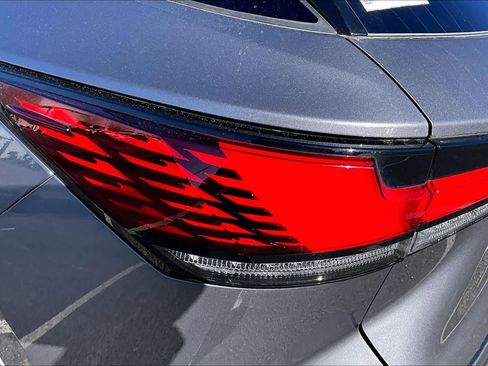 Used 2023 Lexus RX 350 F Sport image 24
