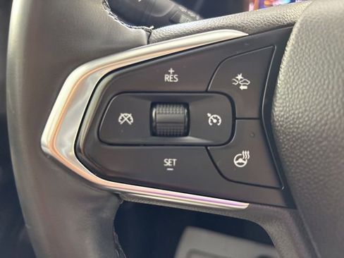 Used 2024 Chevrolet Trax LT w/ Driver Confidence Package FWD image 13