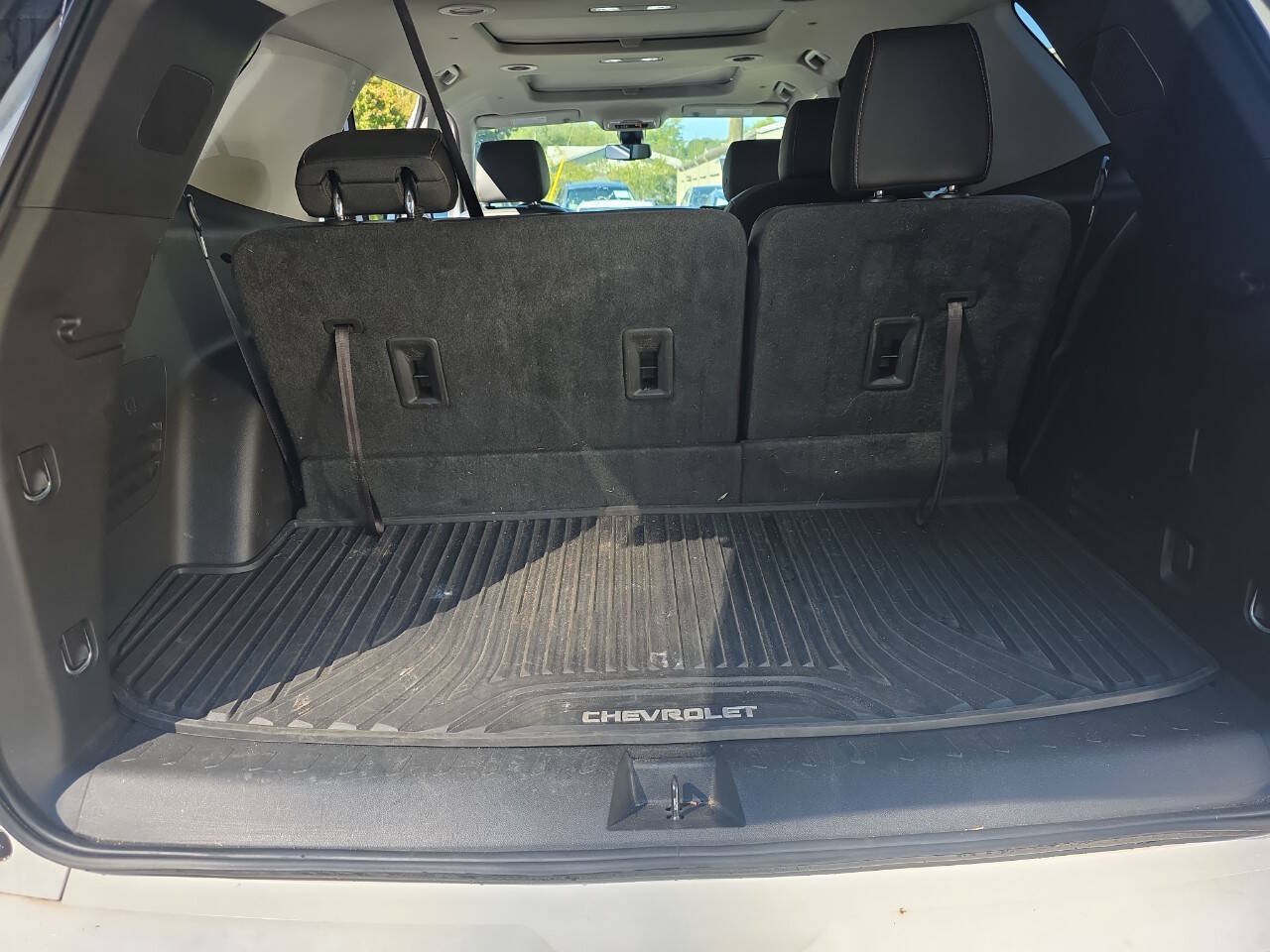 Used 2019 Chevrolet Traverse Premier w/ Driver Confidence II Package FWD image 14
