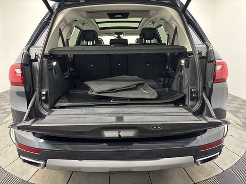 Used 2019 BMW X7 xDrive40i w/ Premium Package AWD/4WD image 9