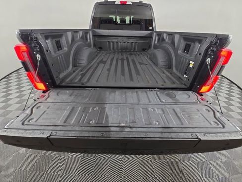 Certified 2024 Ford F350 Platinum w/ Tremor Off-Road Package image 16