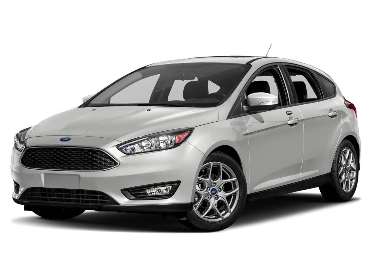 Used 2015 Ford Focus SE FWD image 1