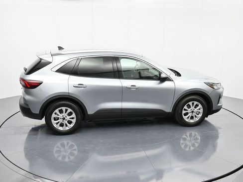 Used 2024 Ford Escape Active image 39