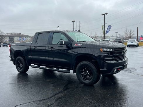 Used 2021 Chevrolet Silverado 1500 LT Trail Boss image 8