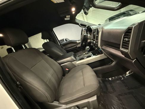 Used 2017 Ford F150 XLT w/ Equipment Group 302A Luxury image 23