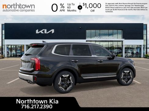 New 2025 Kia Telluride S image 7