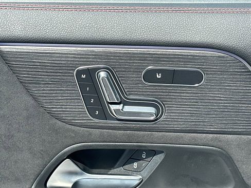 New 2026 Mercedes-Benz GLA 35 AMG GLA 35 AMG image 12