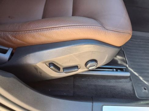 Certified 2023 Volvo XC60 B5 Plus w/ Protection Package Premier image 12