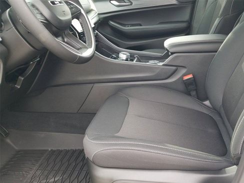 New 2025 Jeep Grand Cherokee Laredo X w/ Luxury Tech Group I image 7