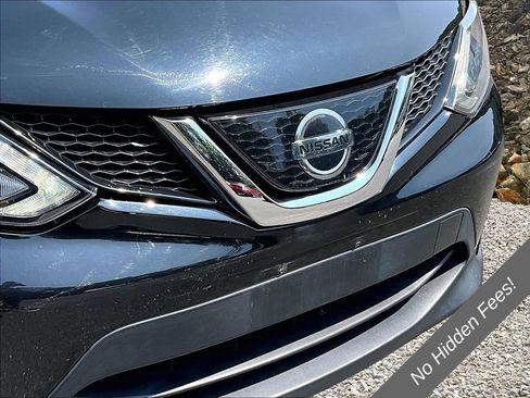 Used 2018 Nissan Rogue Sport S AWD/4WD image 25