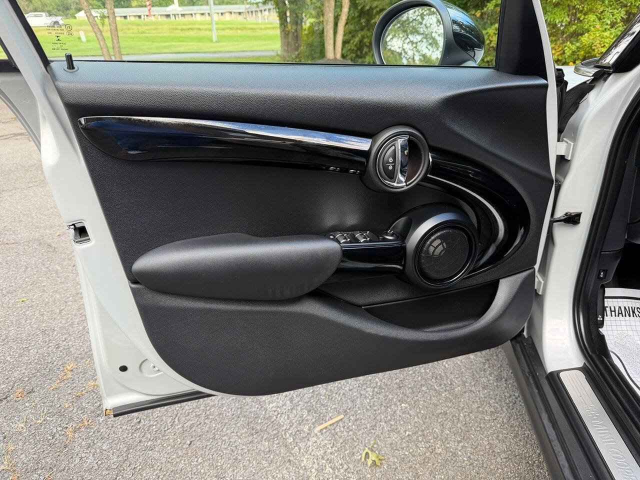 Used 2016 MINI Cooper S FWD image 13