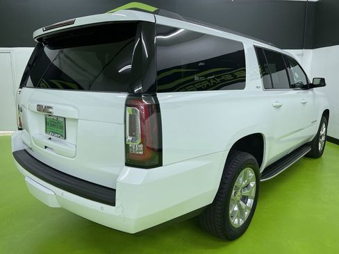 Used 2020 GMC Yukon XL SLT image 7