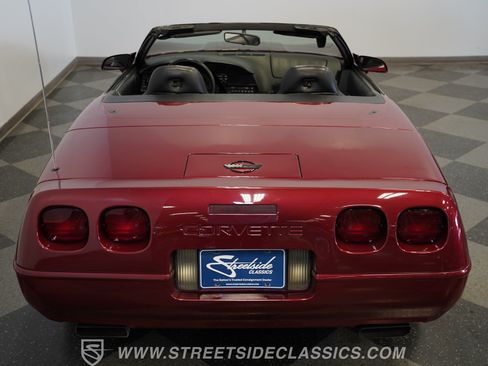 Used 1995 Chevrolet Corvette Convertible RWD image 30