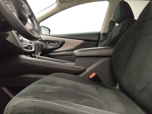 Used 2015 Nissan Murano S FWD image 17