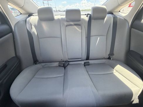Used 2018 Honda Civic EX image 26