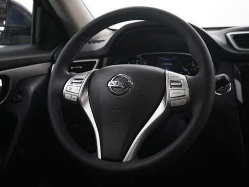 Used 2016 Nissan Rogue SV AWD/4WD image 14