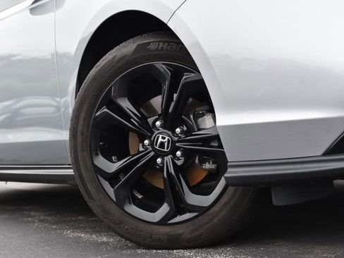Used 2025 Honda Accord SE image 3