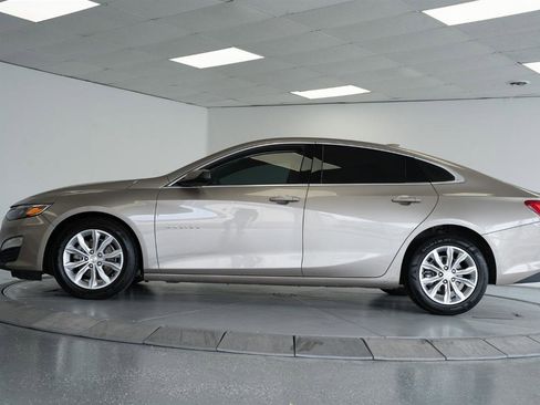 Used 2023 Chevrolet Malibu LT image 5