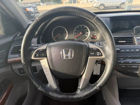 Used 2011 Honda Accord EX-L image 17