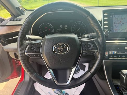 Used 2022 Toyota Avalon Limited w/ Advanced Safety Package FWD image 30