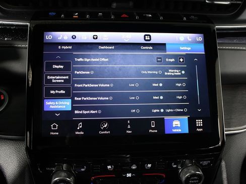 Used 2022 Jeep Grand Cherokee Overland image 28