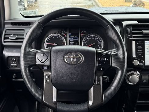 Certified 2024 Toyota 4Runner TRD Off-Road Premium w/ Moonroof Package AWD/4WD image 13