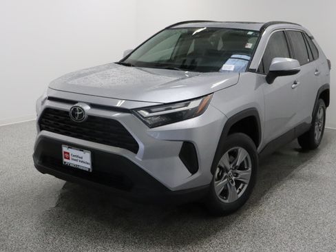 Used 2025 Toyota RAV4 XLE w/ Convenience Package AWD/4WD image 2