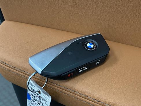 Used 2026 BMW X5 xDrive40i AWD/4WD image 35