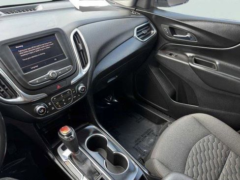 Used 2020 Chevrolet Equinox LT FWD image 28