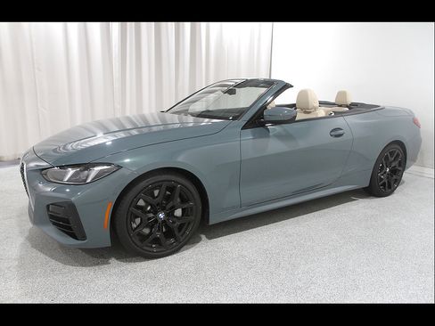 Used 2027 BMW 430i Convertible w/ M Sport Package RWD image 4