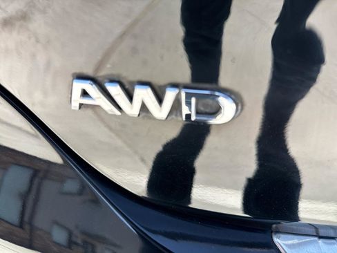 Used 2017 INFINITI QX30 Premium w/ Navigation Package image 52