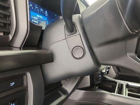 Used 2024 Ford F250 Lariat w/ Black Appearance Package image 24