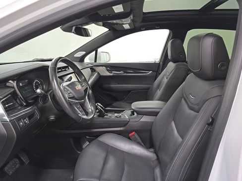 Used 2020 Cadillac XT5 Premium Luxury AWD/4WD image 6