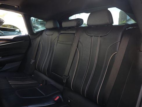 Used 2018 BMW 640i Gran Turismo xDrive w/ M Sport Package AWD/4WD image 12