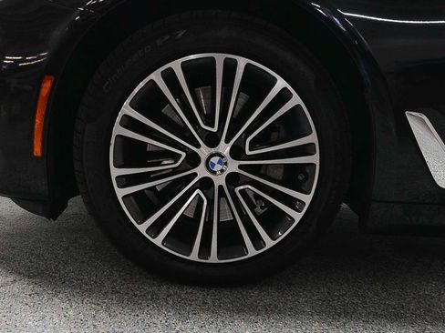 Used 2019 BMW 530i xDrive AWD/4WD image 5