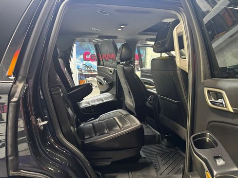 Used 2020 GMC Yukon Denali image 15