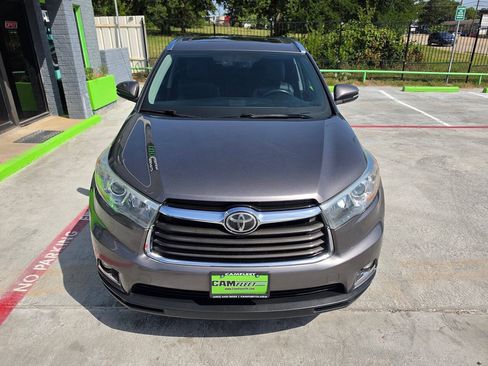 Used 2014 Toyota Highlander Limited Platinum AWD/4WD image 6