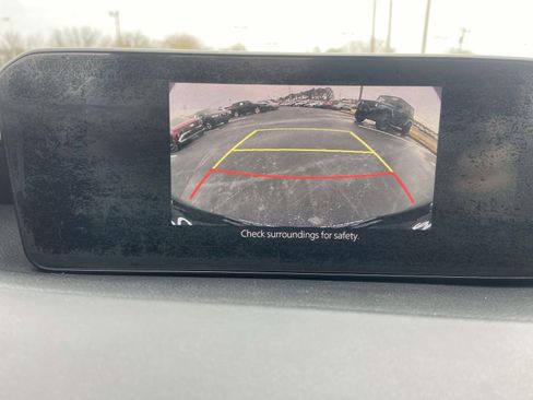 Used 2019 MAZDA MAZDA3 Sedan image 26